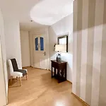 Dachgeschosswohnung Mit 2 Schlafzimmern Zentrum Nord Mit Aufzug